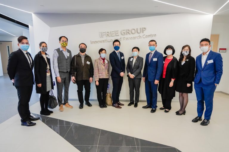 Guests of Honour visited the VR Laboratory